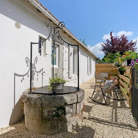 Opaline Et Embellie Marennes (Charente-Maritime)